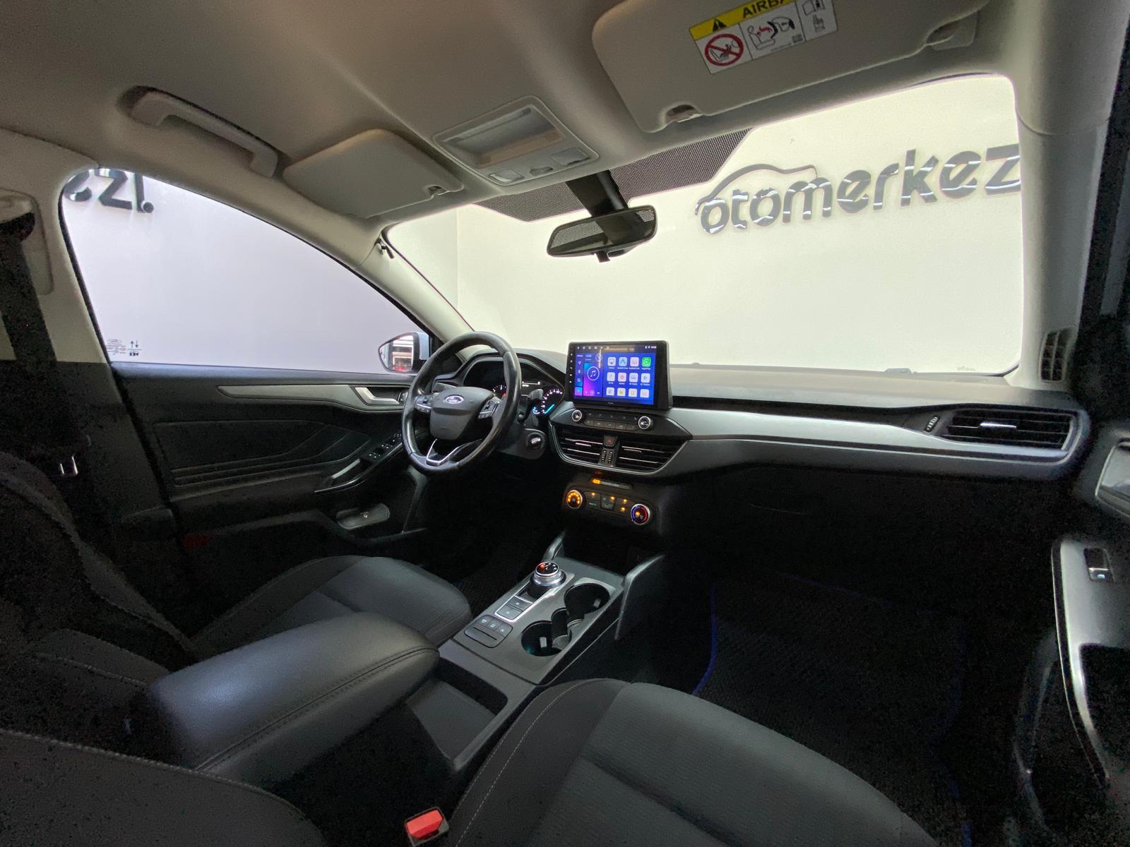 FORD FOCUS 19